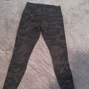 lululemon athletica Camouflage Leggings 28”